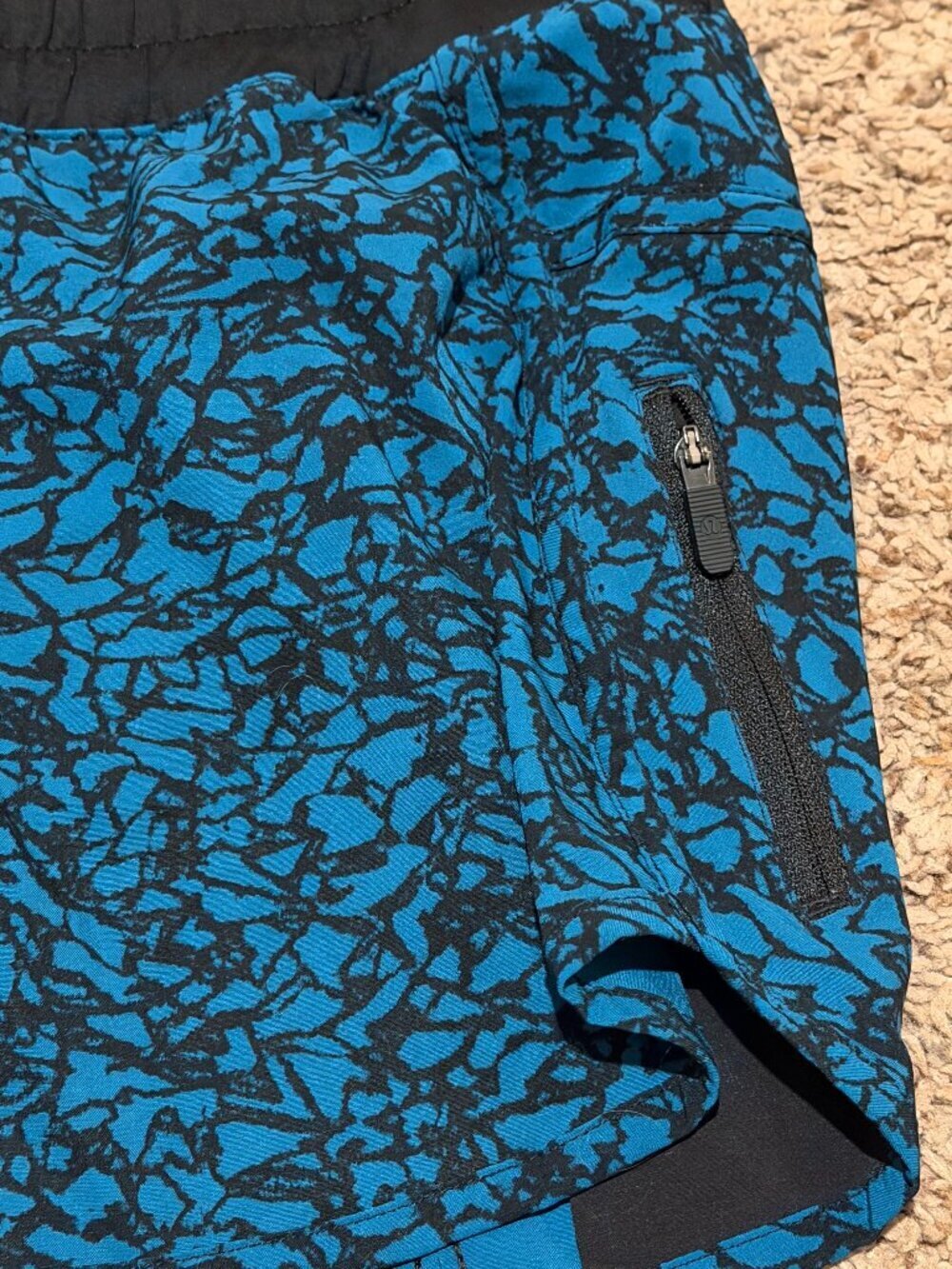 Lululemon Blue and Black Running Shorts 3.5" Inseam - Size 10 - Picture 2 of 7